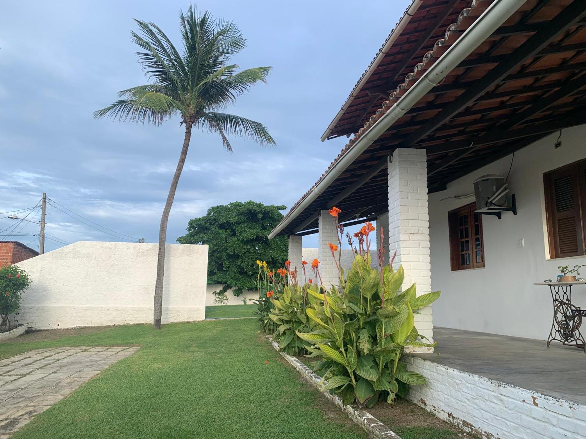 Morro Branco Suites - Hospedaria Morro Branco بيبيريبي المظهر الخارجي الصورة