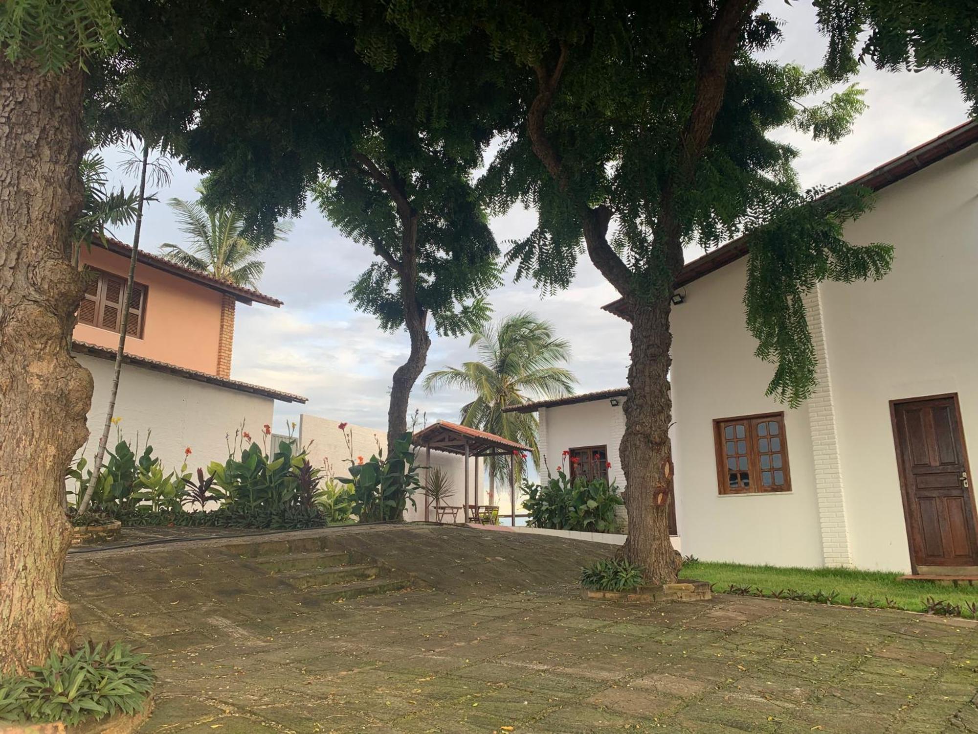 Morro Branco Suites - Hospedaria Morro Branco بيبيريبي المظهر الخارجي الصورة