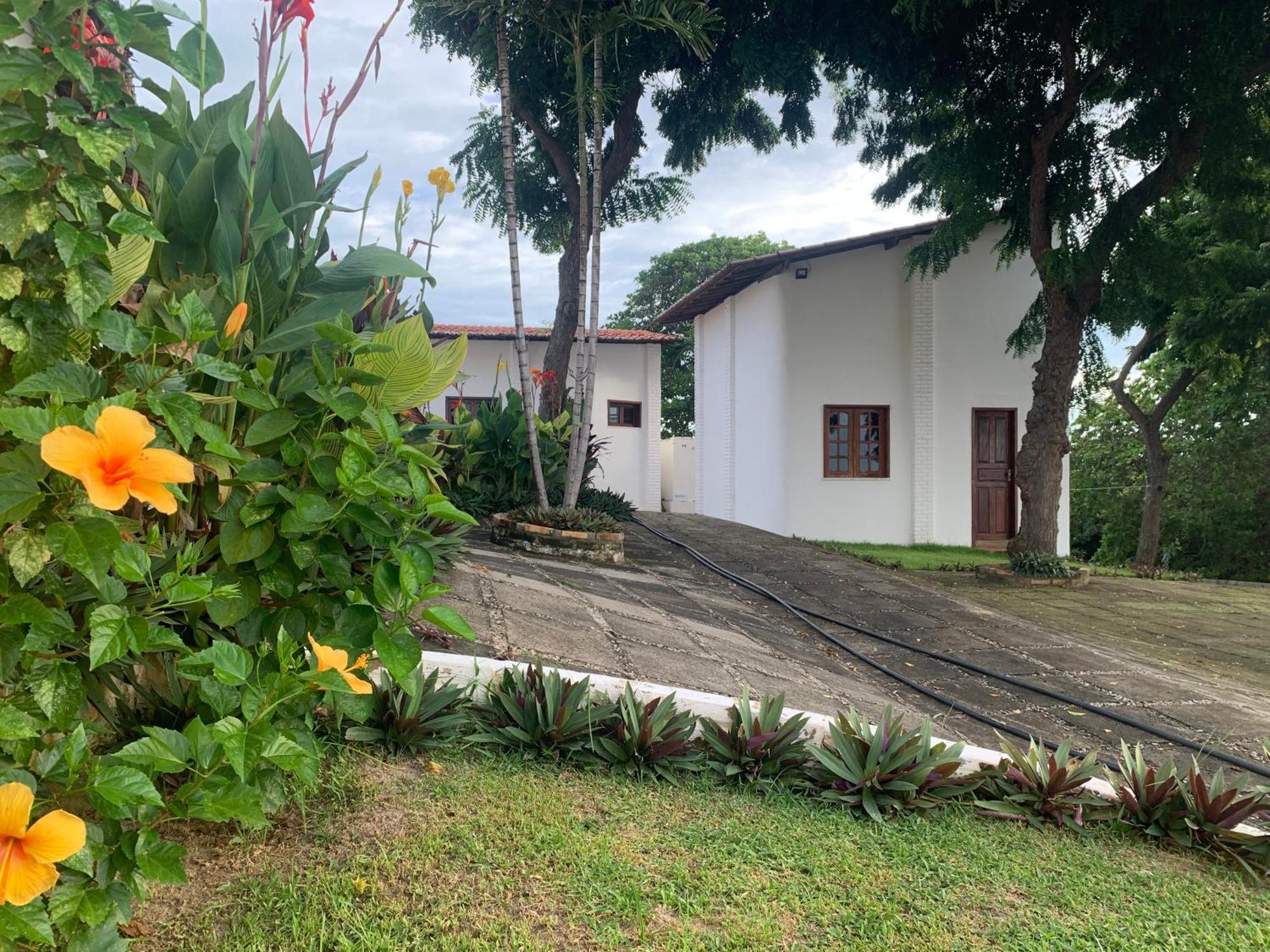 Morro Branco Suites - Hospedaria Morro Branco بيبيريبي المظهر الخارجي الصورة